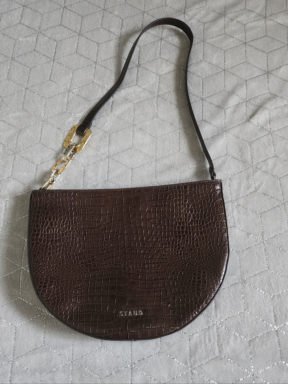STAUD | Colt Croc-Embossed Leather Shoulder Bag - Picture 3 of 16